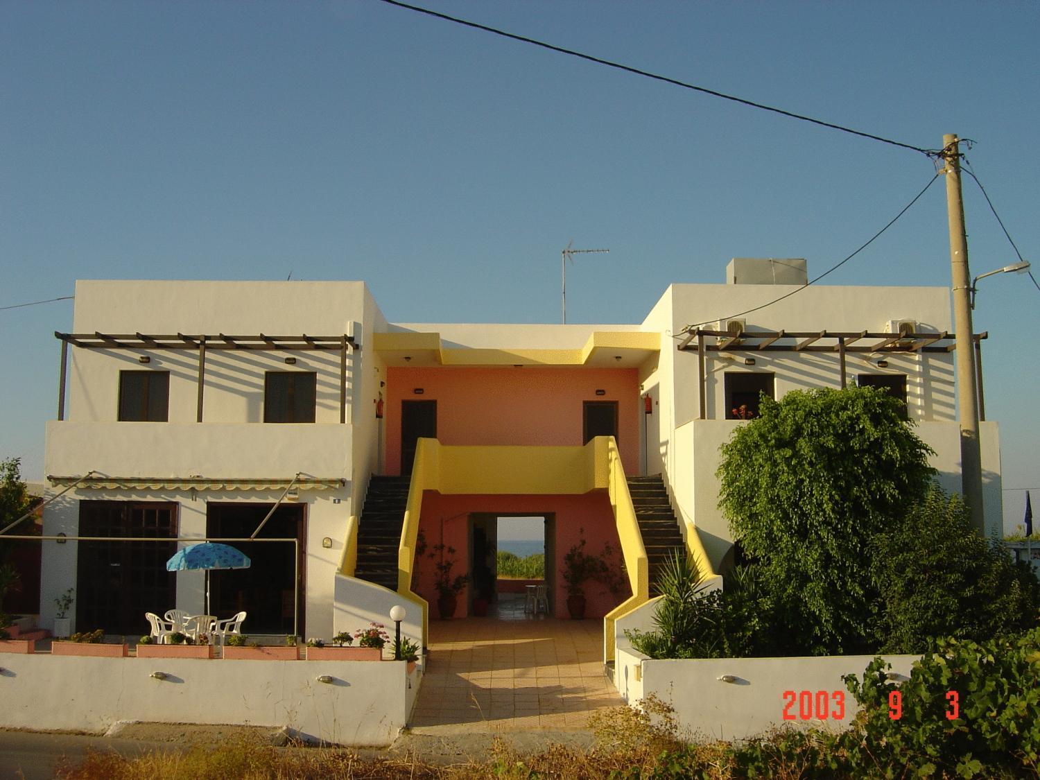 Rapanianá Iliaktida Apartments מראה חיצוני תמונה