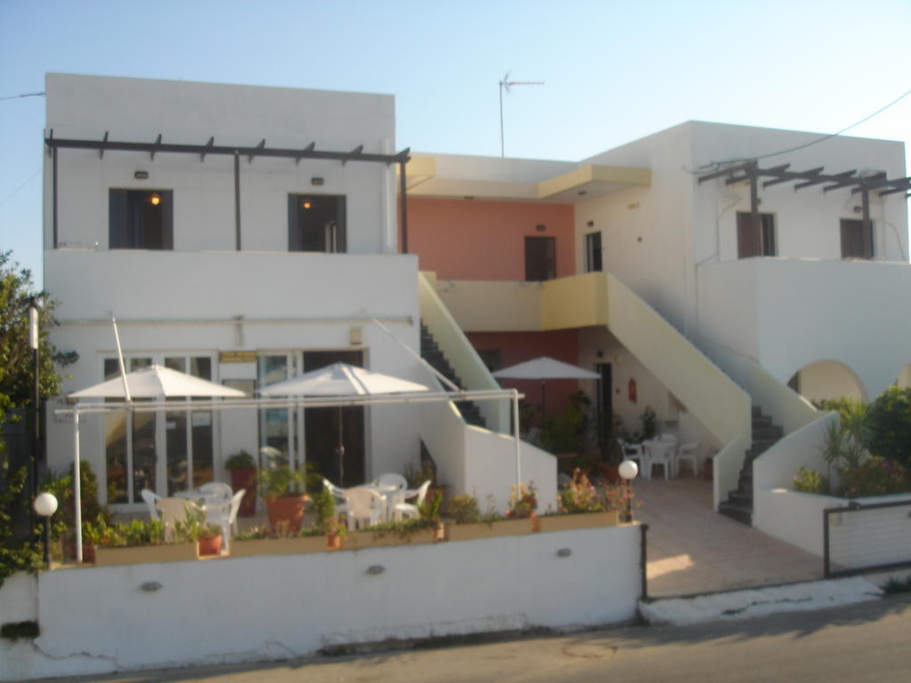 Rapanianá Iliaktida Apartments מראה חיצוני תמונה
