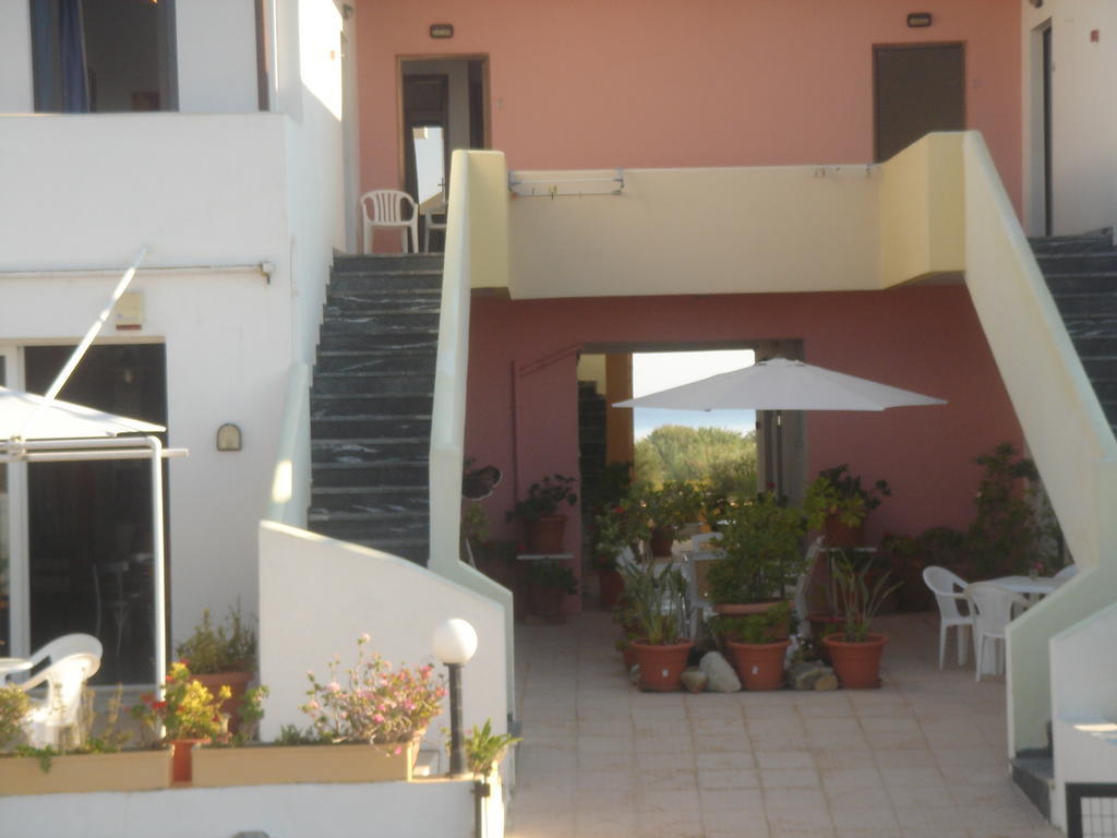 Rapanianá Iliaktida Apartments מראה חיצוני תמונה