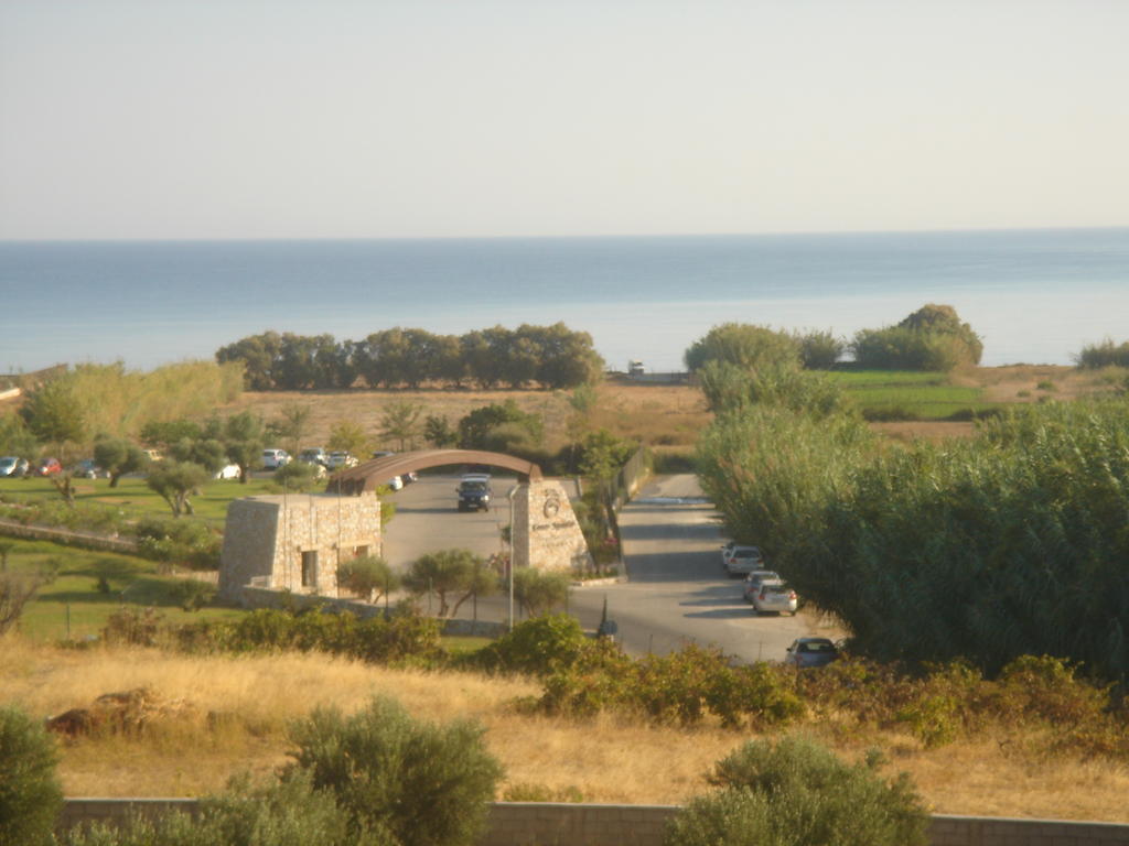 Rapanianá Iliaktida Apartments מראה חיצוני תמונה