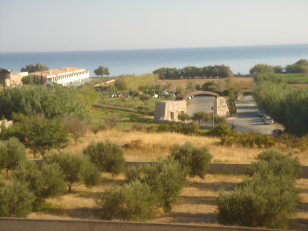Rapanianá Iliaktida Apartments מראה חיצוני תמונה